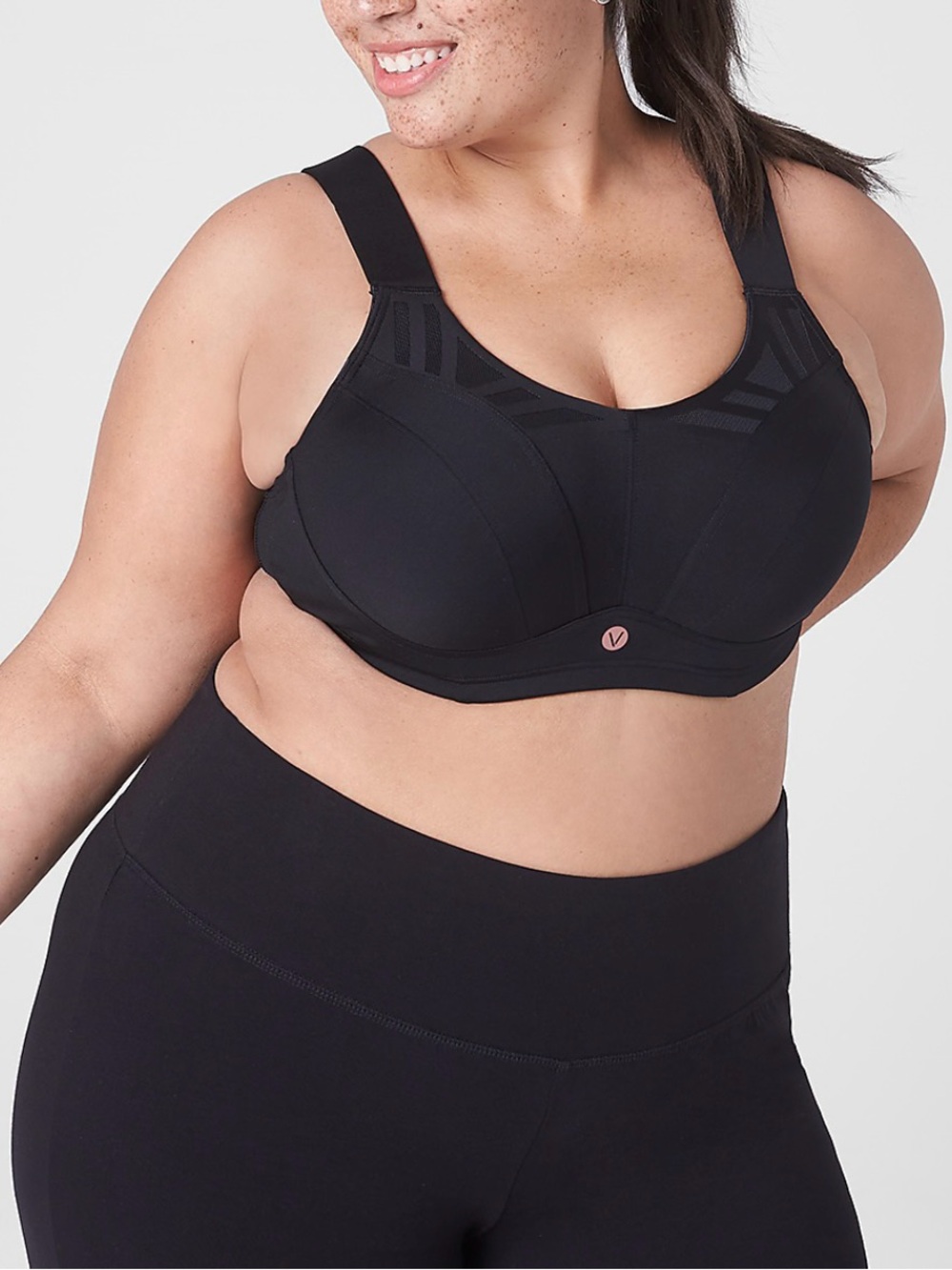 Livi Lane Bryant Max Support Wicking Sports Bra for High Impact.